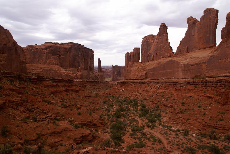 DSC04778.JPG - Park Ave. Trail - Arches NP