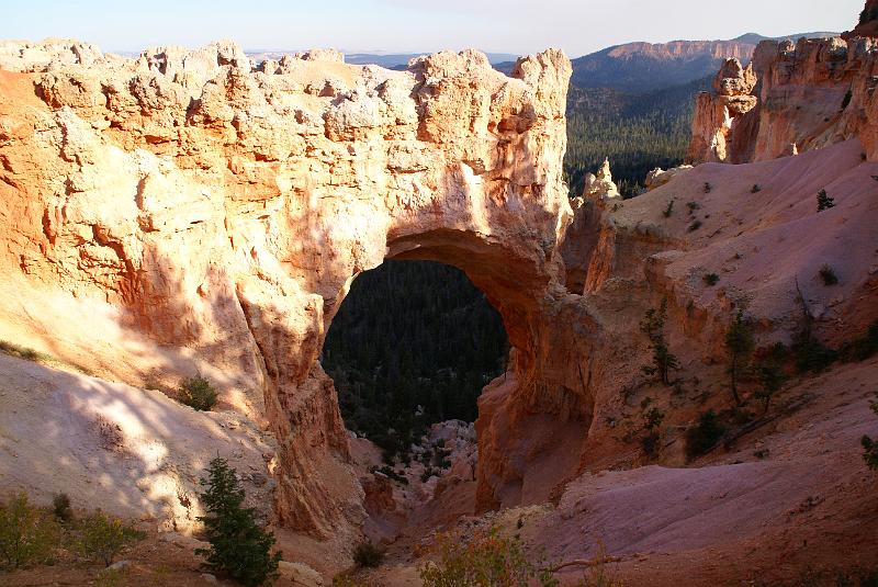 DSC05280.JPG - Natural Bridge - Bryce Canyon NP